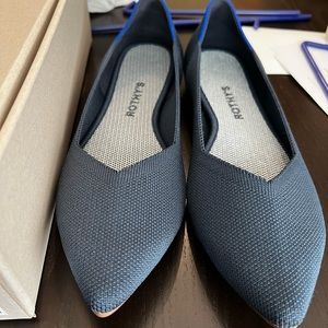 Rothy’s the point, original, Navy size 9